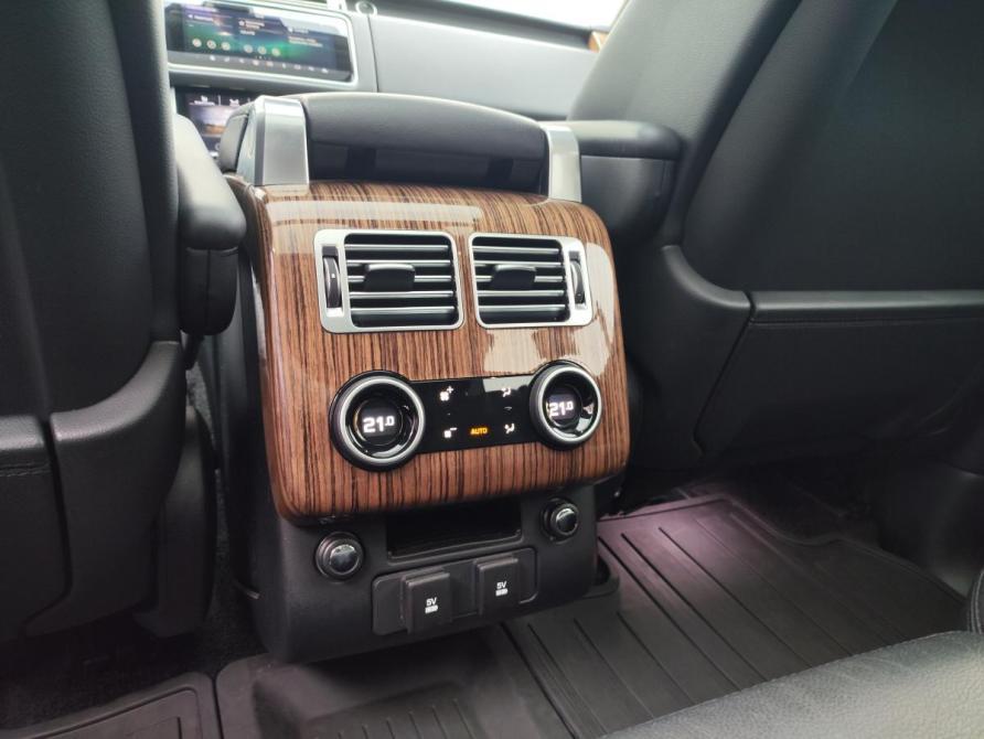 Land Rover Range Rover IV Рестайлинг Санкт-Петербург  - изображение 21