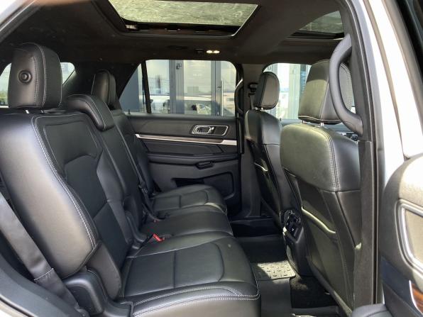 Ford Explorer V Рестайлинг 2 с пробегом 2018 года, цена 3 599 000 рублей, 125100 км, внедорожник, Автокод Объявления