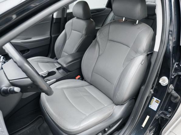 Hyundai Sonata VI (YF) с пробегом 2011 года, цена 899 000 рублей, 136718 км, седан, Автокод Объявления