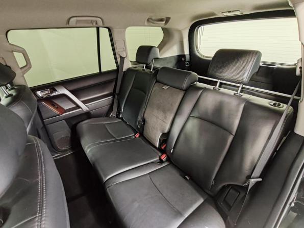 Toyota Land Cruiser Prado 150 Series Рестайлинг 1 с пробегом 2014 года, цена 3 499 000 рублей, 188189 км, внедорожник, Автокод Объявления