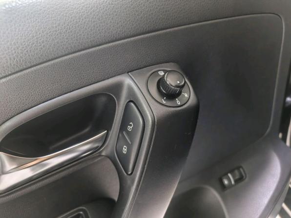 Volkswagen Polo V с пробегом 2012 года, цена 770 000 рублей, 243347 км, седан, Автокод Объявления