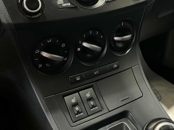 Mazda 3 II (BL) Рестайлинг с пробегом 2013 года, цена 980 000 рублей, 163290 км, седан, Автокод Объявления