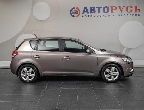 Kia Ceed I Рестайлинг с пробегом 2010 года, цена 649 000 рублей, 150079 км, хэтчбек, Автокод Объявления