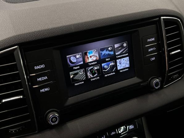 Skoda Karoq I с пробегом 2020 года, цена 2 185 000 рублей, 110564 км, внедорожник, Автокод Объявления