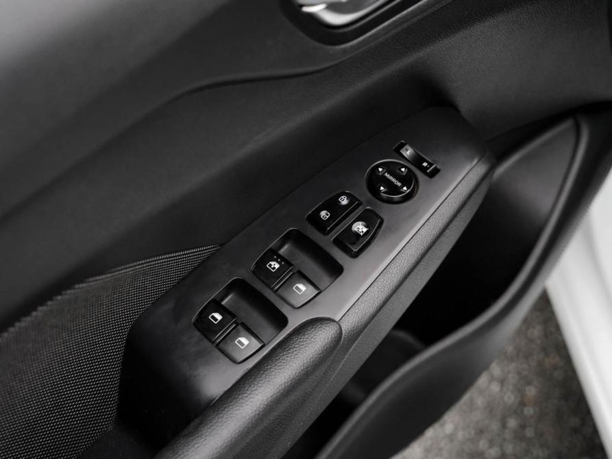 Hyundai Solaris II Челябинск  - изображение 12
