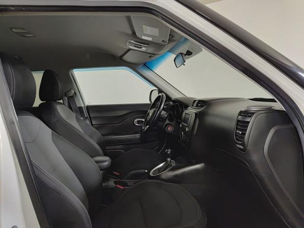 Kia Soul II Рестайлинг с пробегом 2018 года, цена 1 450 000 рублей, 127309 км, хэтчбек, Автокод Объявления