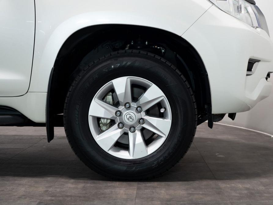 Toyota Land Cruiser Prado 150 Series Рестайлинг 2 Чита  - изображение 19