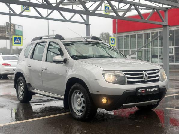 Renault Duster I с пробегом 2012 года, цена 670 000 рублей, 227000 км, внедорожник, Автокод Объявления