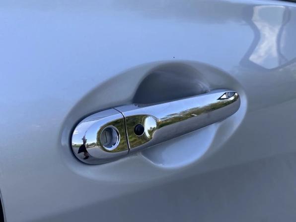 Nissan Note II Рестайлинг с пробегом 2017 года, цена 975 000 рублей, 103696 км, хэтчбек, Автокод Объявления