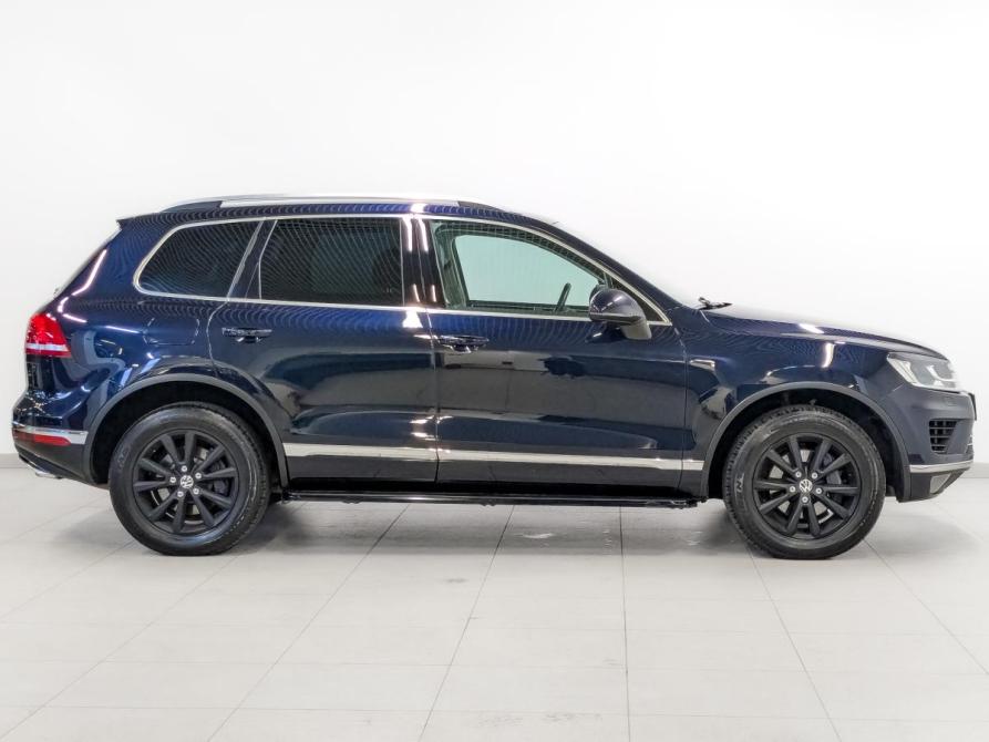 Volkswagen Touareg II Рестайлинг Санкт-Петербург  - изображение 4