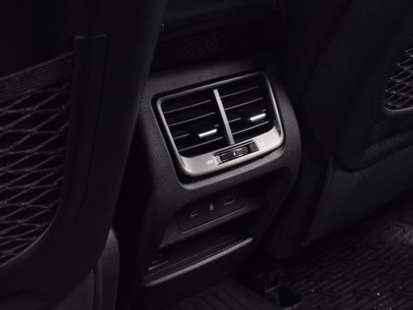 Geely Tugella I Рестайлинг с пробегом 2023 года, цена 3 659 997 рублей, 20243 км, внедорожник, Автокод Объявления
