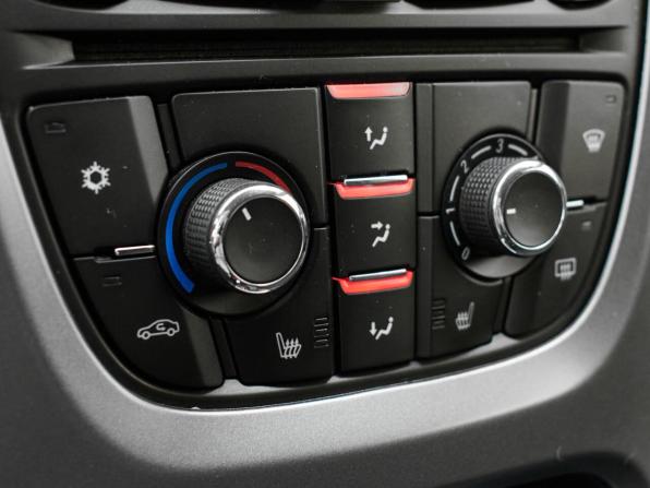 Opel Astra J Рестайлинг с пробегом 2014 года, цена 790 000 рублей, 159253 км, хэтчбек, Автокод Объявления