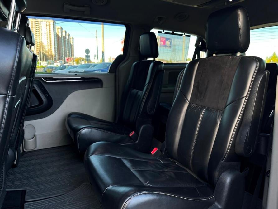 Chrysler Voyager V Рестайлинг Санкт-Петербург  - изображение 17