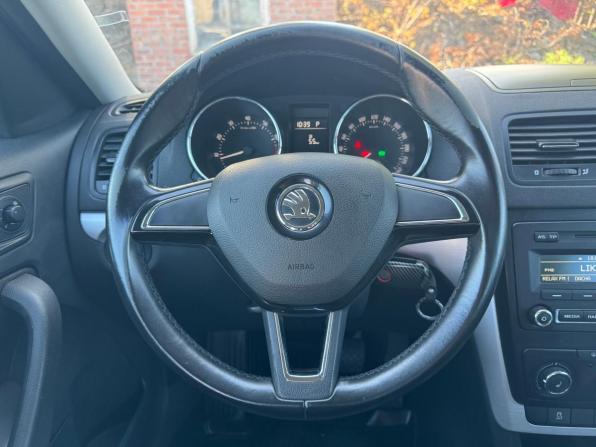 Skoda Yeti I Рестайлинг с пробегом 2014 года, цена 990 000 рублей, 185000 км, внедорожник, Автокод Объявления