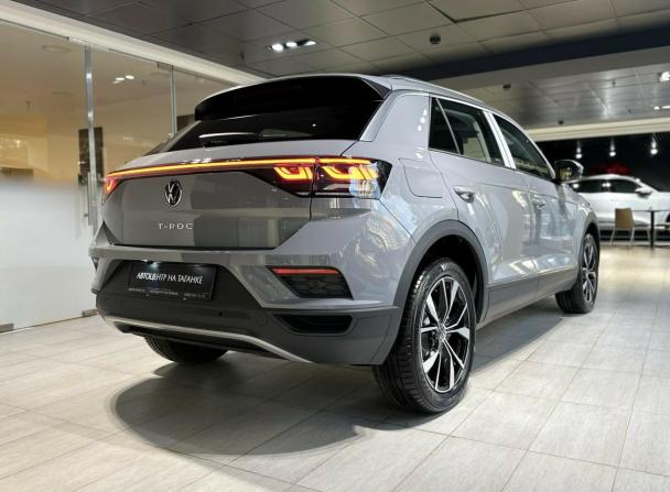 Volkswagen T-Roc I (China Market) Рестайлинг с пробегом 2026 года, цена 3 400 000 рублей, 19 км, внедорожник, Автокод Объявления