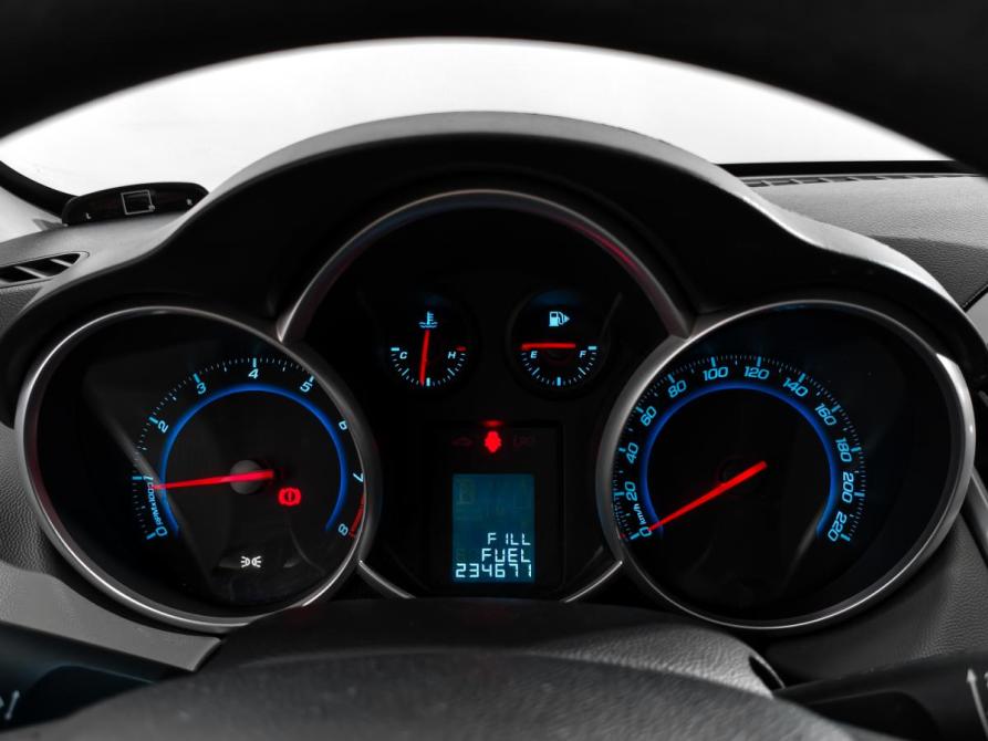 Chevrolet Cruze I Рестайлинг Санкт-Петербург  - изображение 17