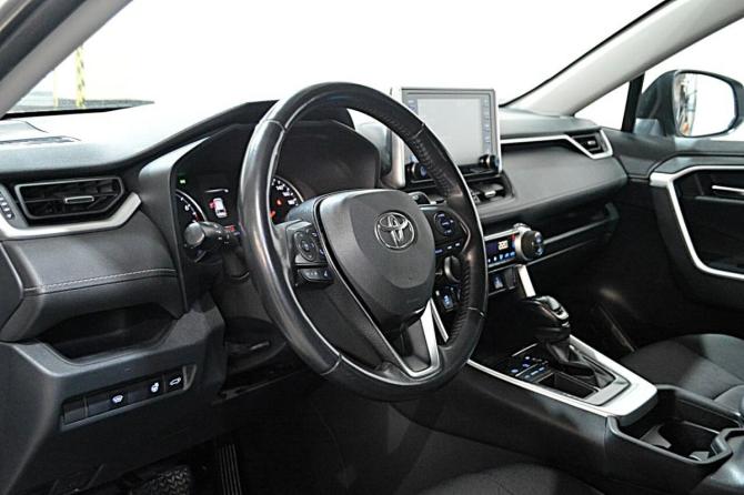 Toyota RAV4 V (XA50) с пробегом 2020 года, цена 2 500 000 рублей, 128650 км, внедорожник, Автокод Объявления