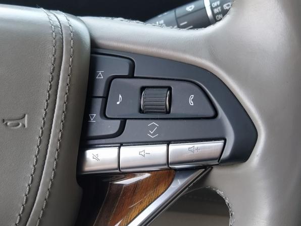 Cadillac Escalade V с пробегом 2021 года, цена 9 700 000 рублей, 77500 км, внедорожник, Автокод Объявления