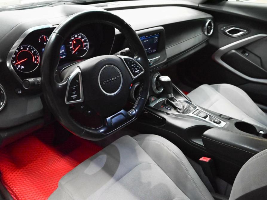 Chevrolet Camaro VI Рестайлинг Екатеринбург  - изображение 13