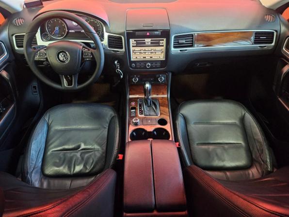 Volkswagen Touareg II с пробегом 2010 года, цена 1 570 000 рублей, 293028 км, внедорожник, Автокод Объявления