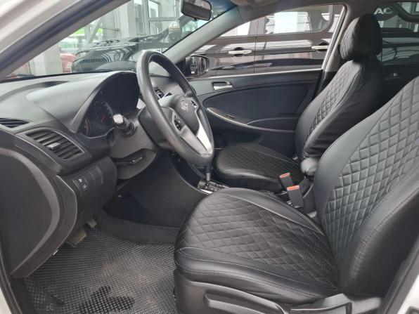 Hyundai Solaris I Рестайлинг с пробегом 2016 года, цена 963 000 рублей, 98000 км, хэтчбек, Автокод Объявления