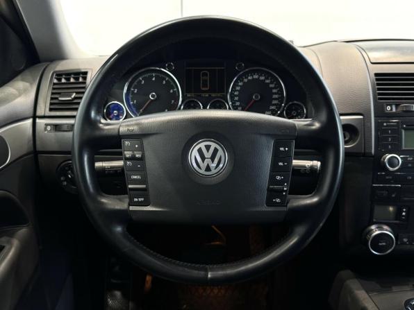 Volkswagen Touareg I с пробегом 2003 года, цена 880 000 рублей, 296130 км, внедорожник, Автокод Объявления
