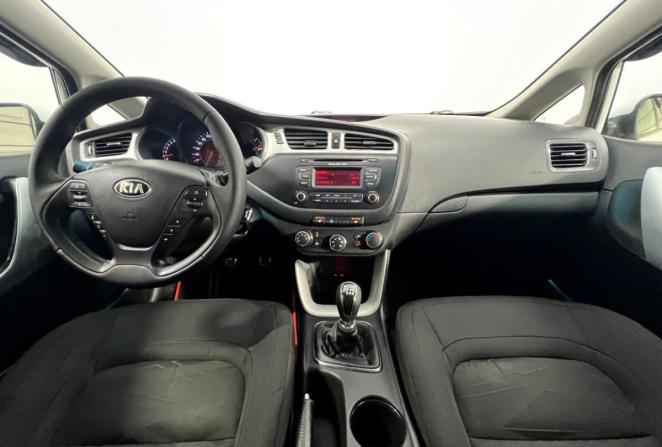 Kia Ceed II с пробегом 2014 года, цена 715 000 рублей, 190000 км, хэтчбек, Автокод Объявления