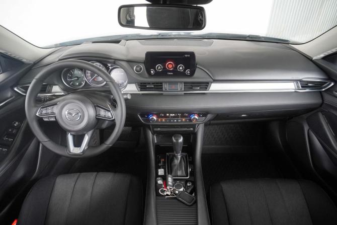Mazda 6 III (GJ) Рестайлинг 2 с пробегом 2019 года, цена 2 230 000 рублей, 115613 км, седан, Автокод Объявления