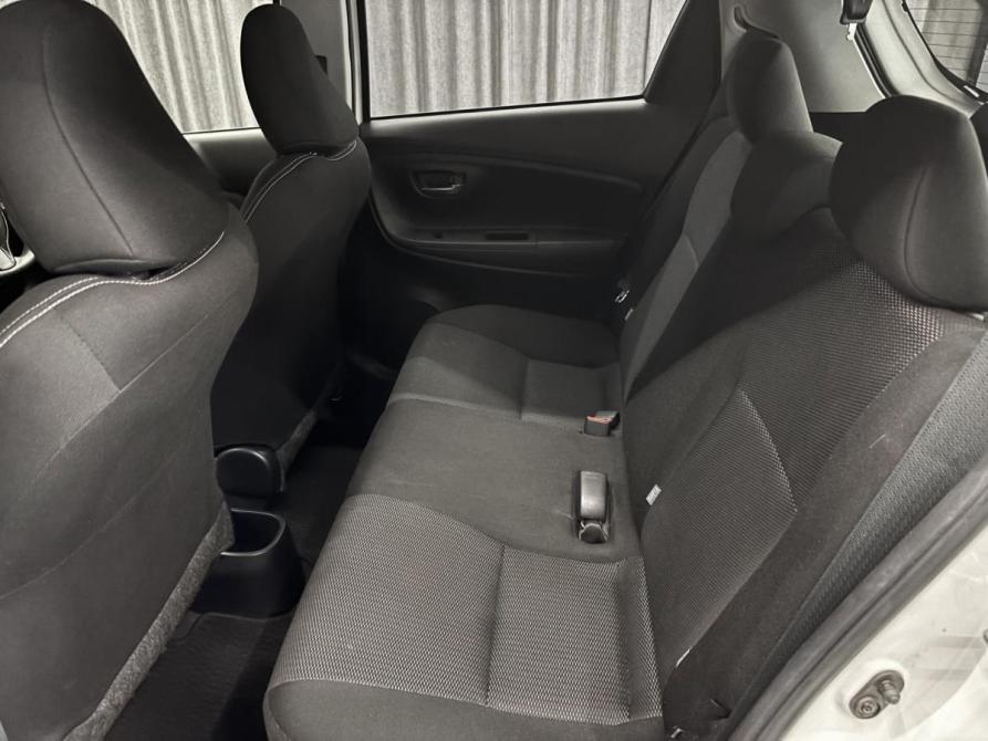 Toyota Vitz III (XP130) Рестайлинг 2 Красноярск  - изображение 15