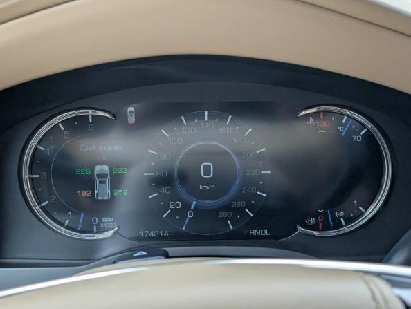 Cadillac Escalade IV с пробегом 2018 года, цена 4 149 000 рублей, 174105 км, внедорожник, Автокод Объявления
