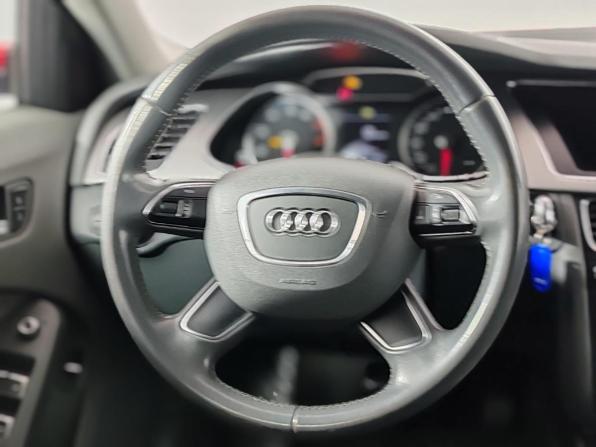 Audi A4 IV (B8) Рестайлинг с пробегом 2014 года, цена 1 349 000 рублей, 127901 км, седан, Автокод Объявления