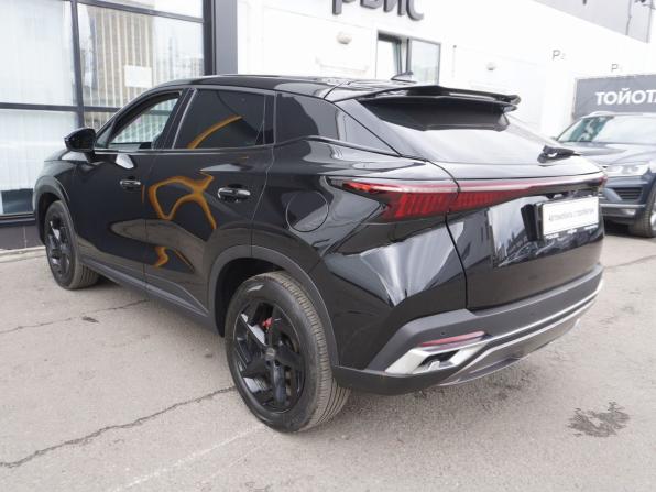 Omoda C5 I с пробегом 2022 года, цена 1 633 000 рублей, 54160 км, внедорожник, Автокод Объявления