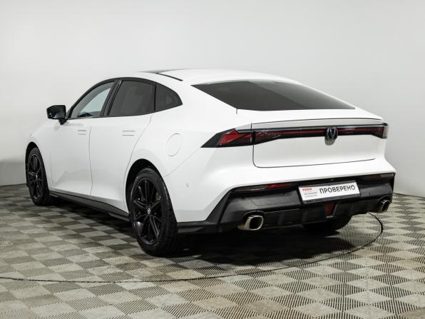 Changan UNI-V I с пробегом 2023 года, цена 2 175 900 рублей, 37000 км, лифтбек, Автокод Объявления