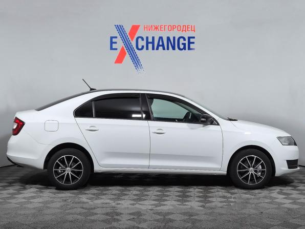 Skoda Rapid I Рестайлинг с пробегом 2018 года, цена 1 069 000 рублей, 219000 км, лифтбек, Автокод Объявления