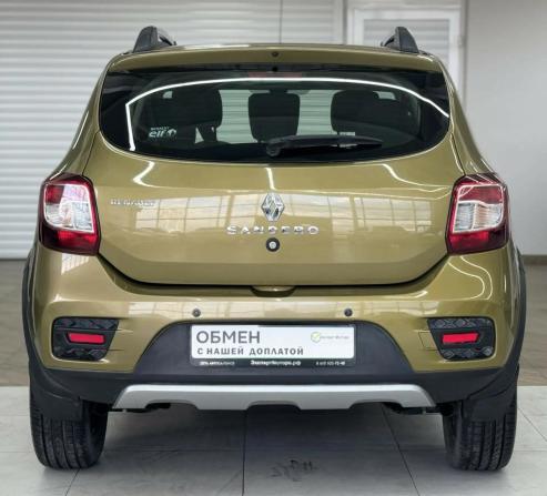 Renault Sandero II с пробегом 2015 года, цена 1 099 000 рублей, 90000 км, хэтчбек, Автокод Объявления