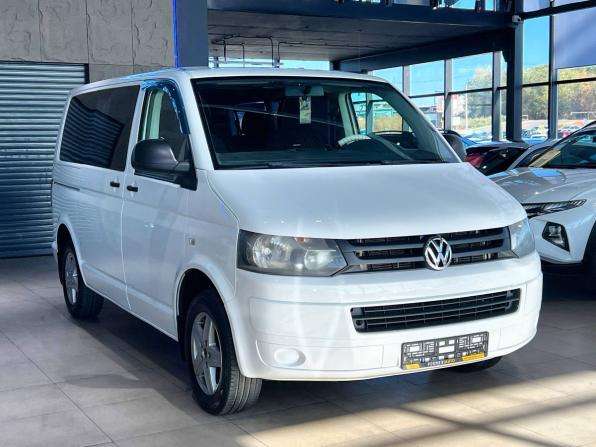 Volkswagen Caravelle T5 Рестайлинг с пробегом 2014 года, цена 2 120 000 рублей, 286000 км, минивэн, Автокод Объявления