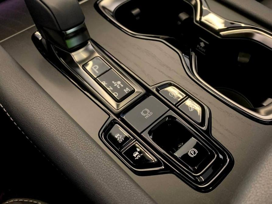 Lexus RX V Челябинск  - изображение 18