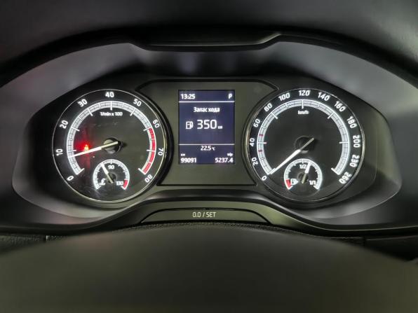 Skoda Karoq I с пробегом 2020 года, цена 2 255 000 рублей, 99089 км, внедорожник, Автокод Объявления