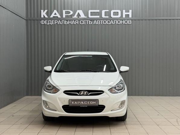 Hyundai Solaris I с пробегом 2012 года, цена 860 000 рублей, 215304 км, хэтчбек, Автокод Объявления