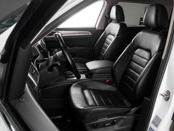 Volkswagen Teramont I с пробегом 2019 года, цена 4 558 000 рублей, 76245 км, внедорожник, Автокод Объявления
