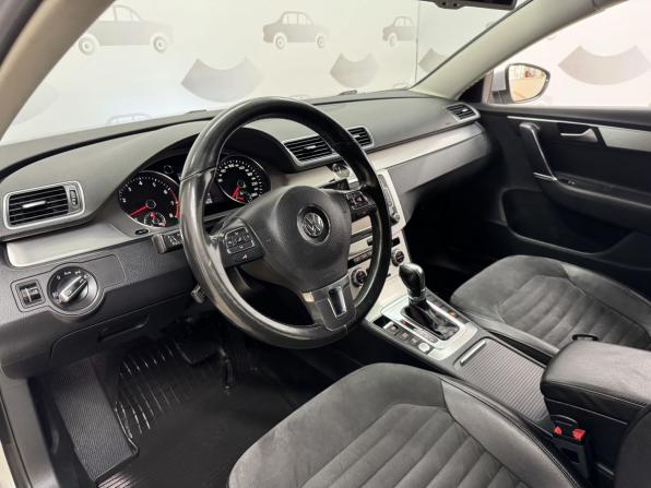 Volkswagen Passat B7 с пробегом 2012 года, цена 1 155 000 рублей, 172337 км, седан, Автокод Объявления