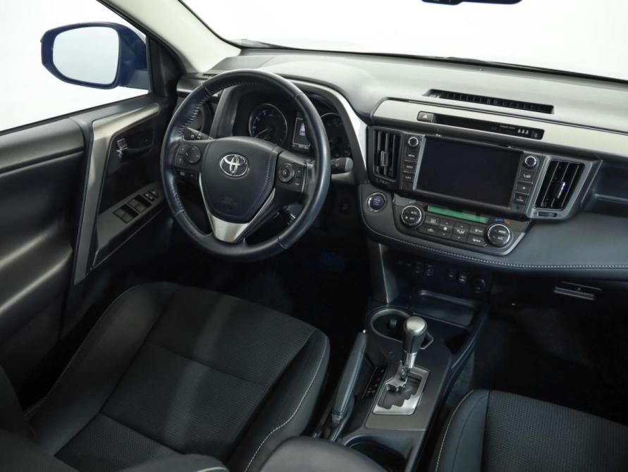 Toyota RAV4 IV (XA40) Рестайлинг Санкт-Петербург  - изображение 9