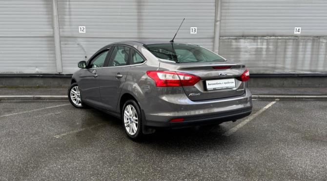 Ford Focus III с пробегом 2015 года, цена 959 000 рублей, 90744 км, седан, Автокод Объявления