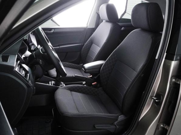 Skoda Rapid II с пробегом 2022 года, цена 2 349 000 рублей, 12774 км, лифтбек, Автокод Объявления