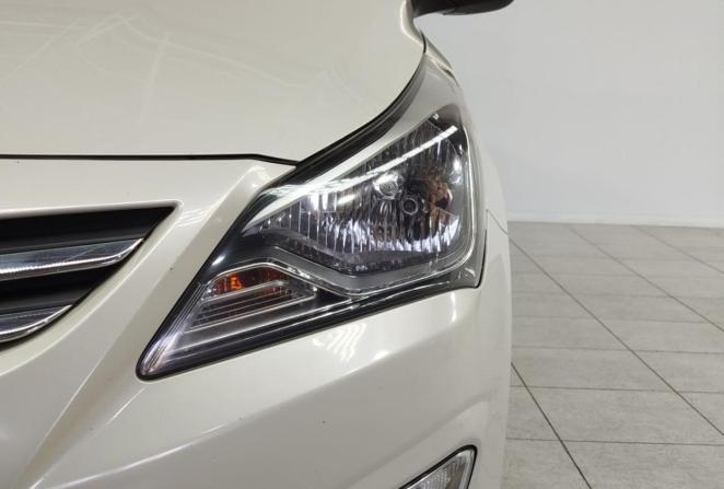 Hyundai Solaris I Рестайлинг с пробегом 2015 года, цена 1 300 000 рублей, 104804 км, седан, Автокод Объявления