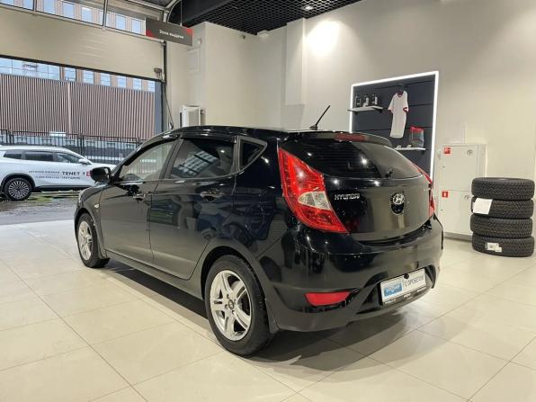 Hyundai Solaris I с пробегом 2012 года, цена 535 000 рублей, 219428 км, седан, Автокод Объявления
