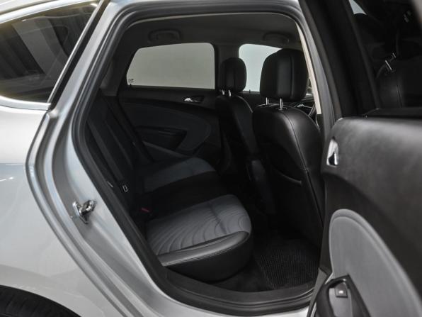 Opel Astra J Рестайлинг с пробегом 2012 года, цена 729 000 рублей, 192027 км, седан, Автокод Объявления