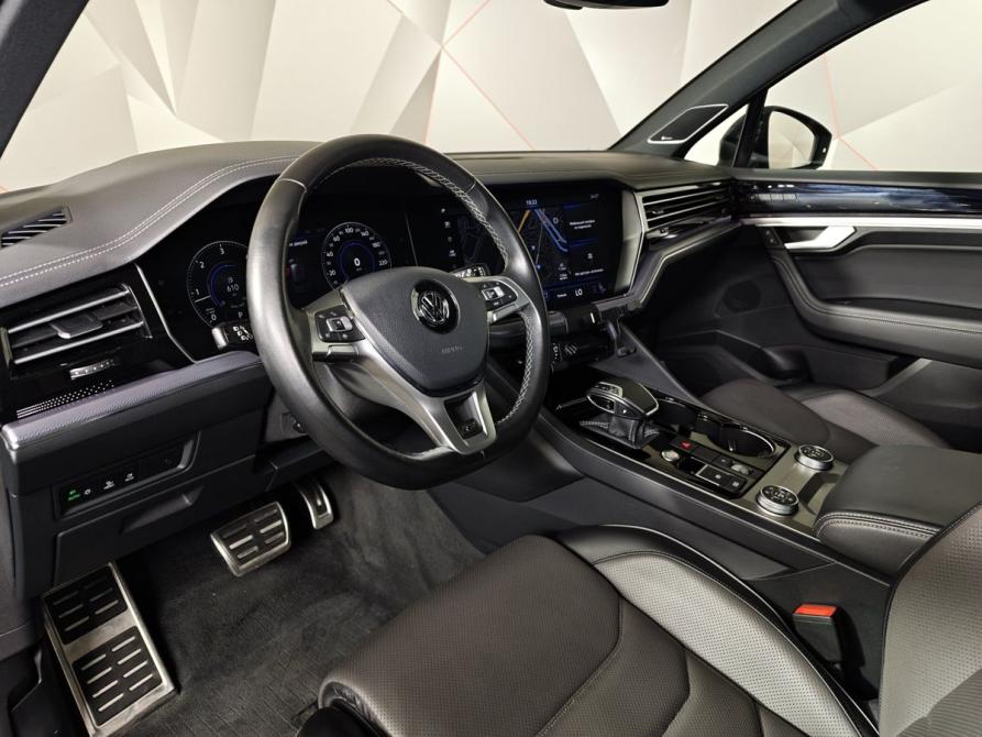 Volkswagen Touareg III Москва  - изображение 19