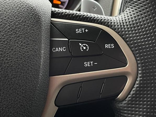 Jeep Grand Cherokee IV (WK2) Рестайлинг с пробегом 2014 года, цена 2 225 000 рублей, 168000 км, внедорожник, Автокод Объявления