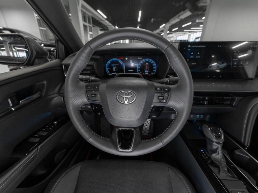 Toyota Camry IX (XV80) China Market Москва  - изображение 11